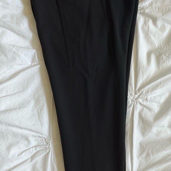 Lululemon Black wunder train High-Waisted Leggings - Picture 6 of 8